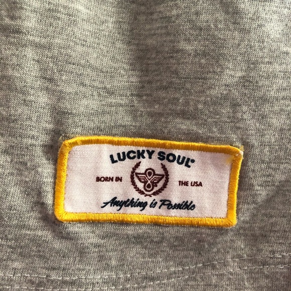 NBA Love CLE Cavs tee - Picture 3 of 6